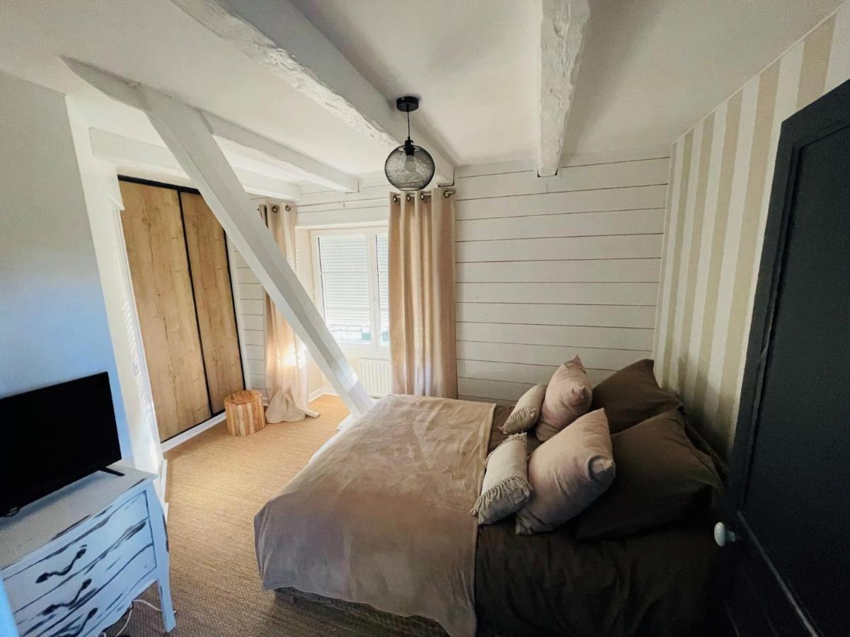 Maison Du Roc Bed & Breakfast Champagnac-de-Belair Ngoại thất bức ảnh