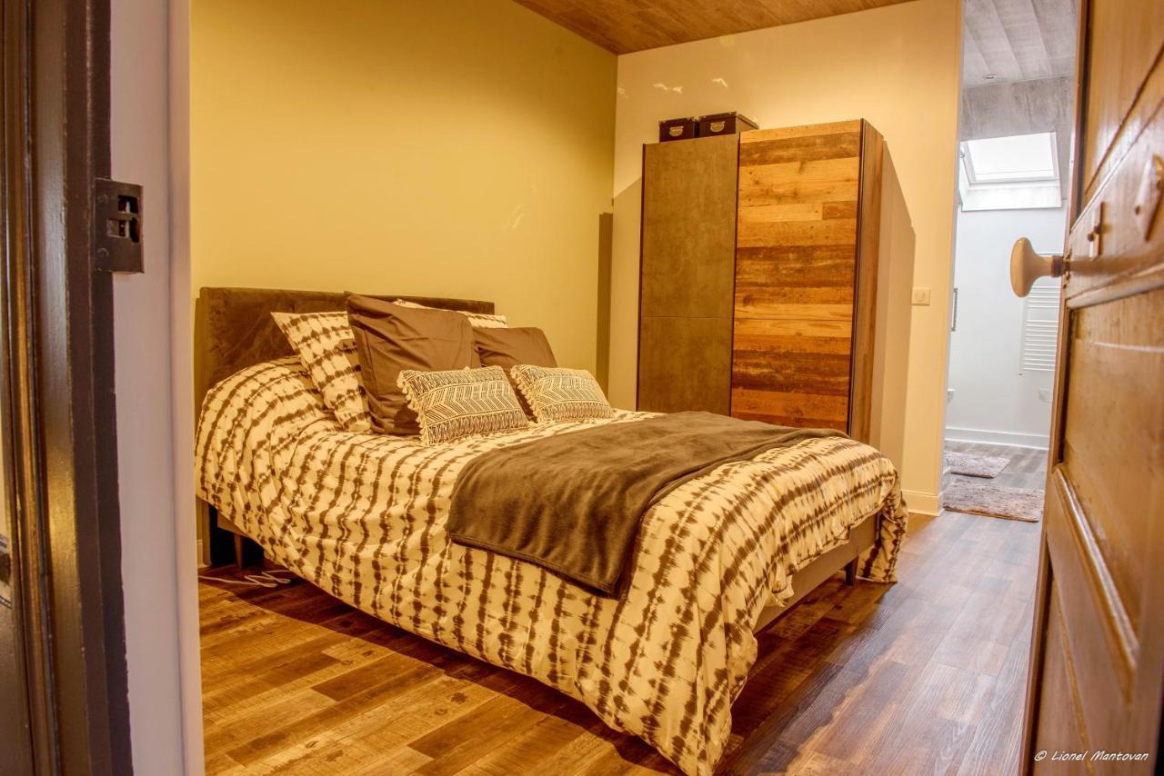 Maison Du Roc Bed & Breakfast Champagnac-de-Belair Ngoại thất bức ảnh